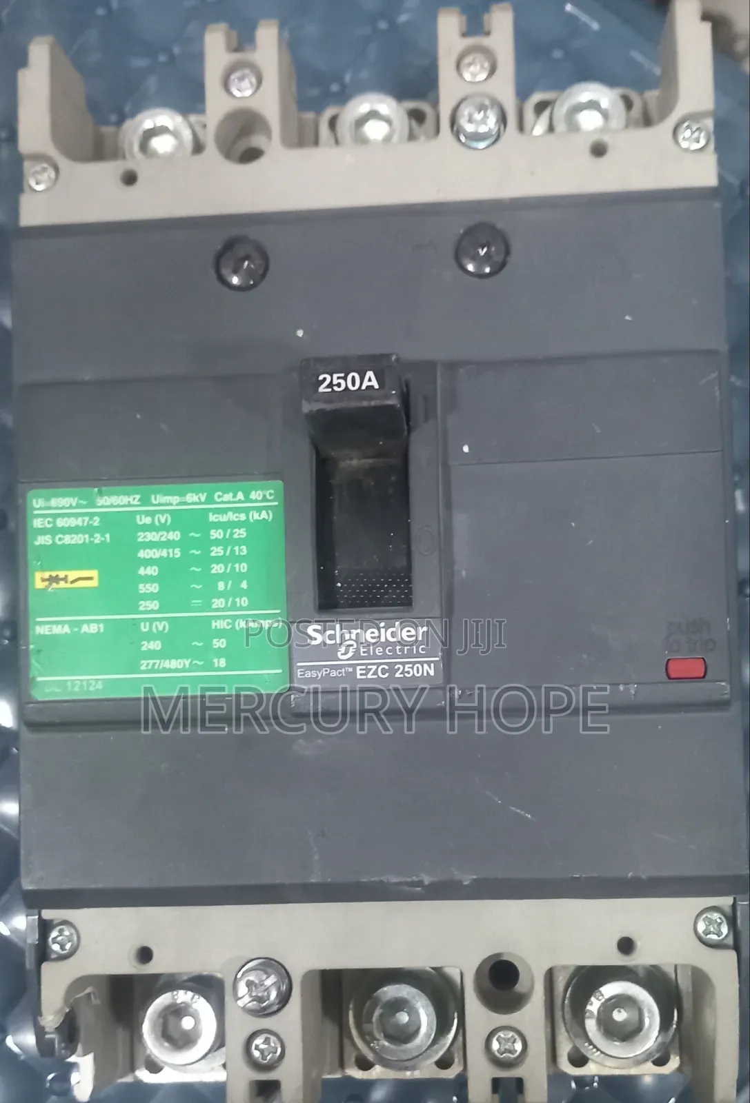 Schneider Breaker 250a