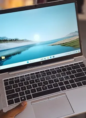 New Laptop HP EliteBook 840 8GB Intel Core i7 SSD 512GB