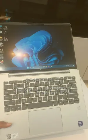 New Laptop HP EliteBook 840 G11 16GB Intel Core Ultra 5 SSD 512GB