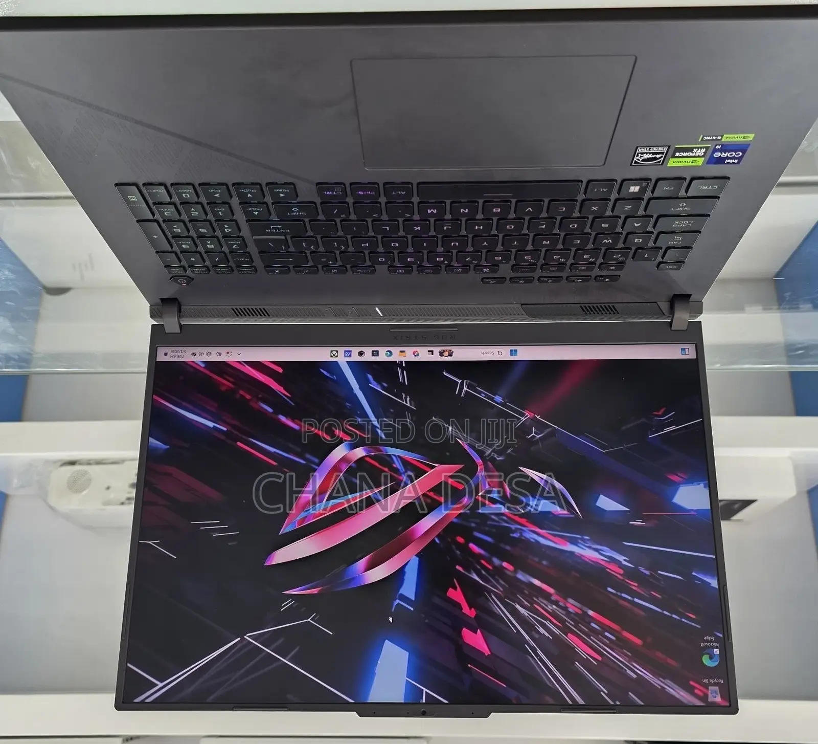 New Laptop Asus ROG Strix G18 16GB Intel Core i9 SSD 1T
