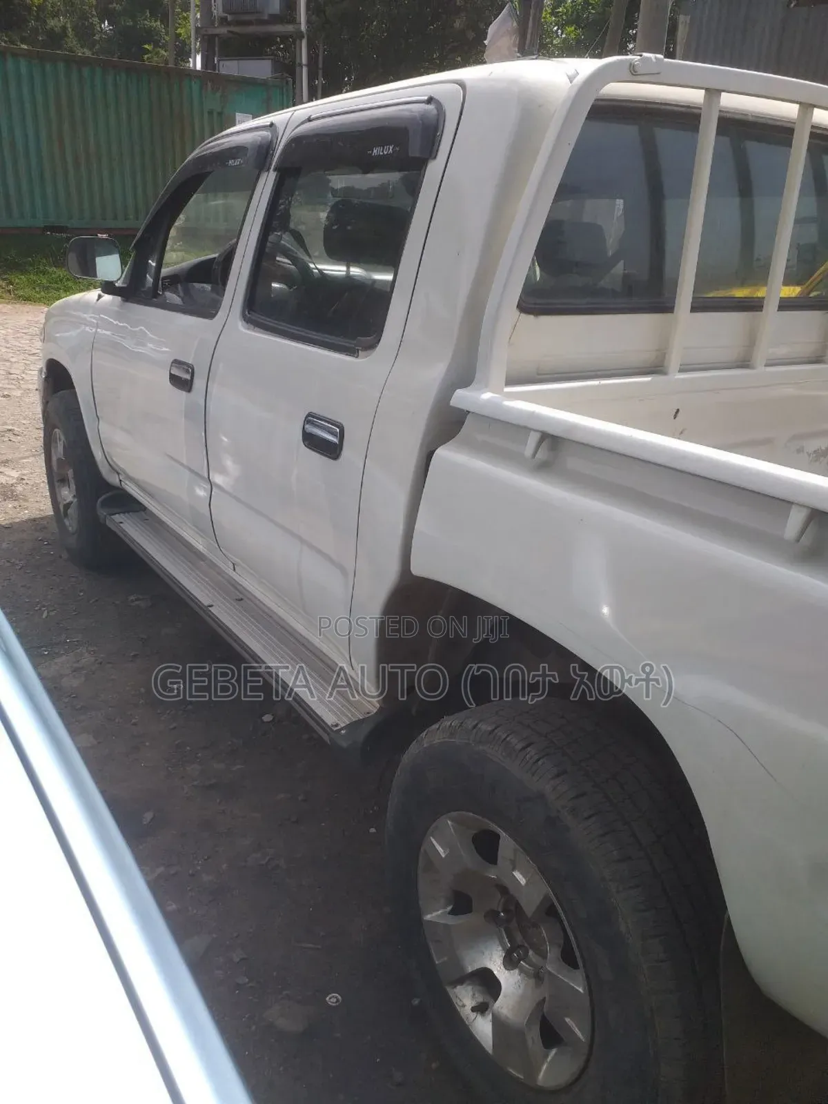 Toyota Hilux 2004