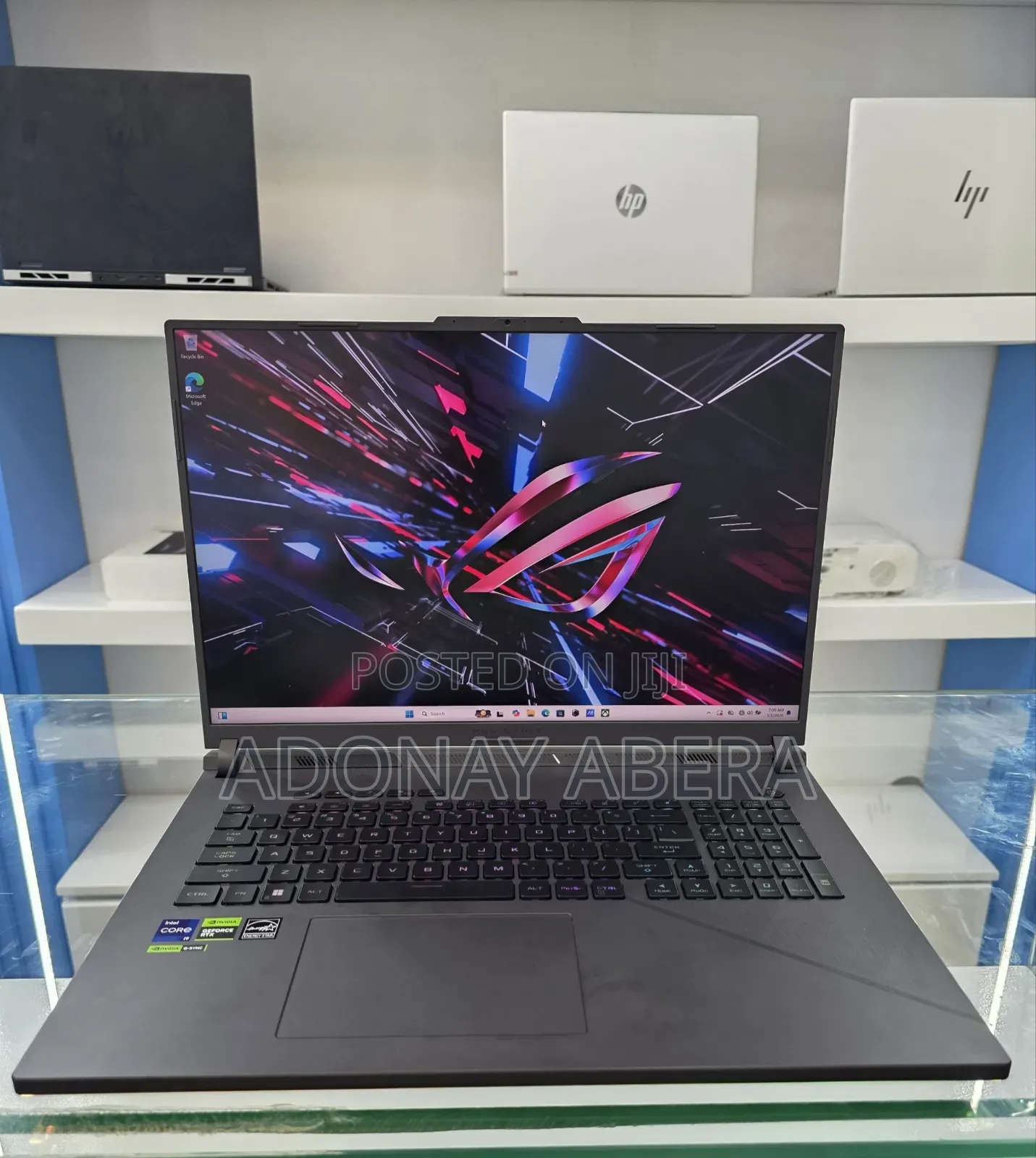 New Laptop Asus ROG Strix G18 16GB Intel Core i9 SSD 1T
