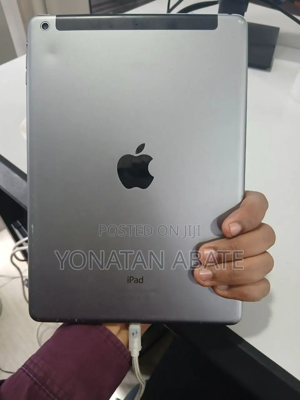 Apple iPad I Cloud Locked