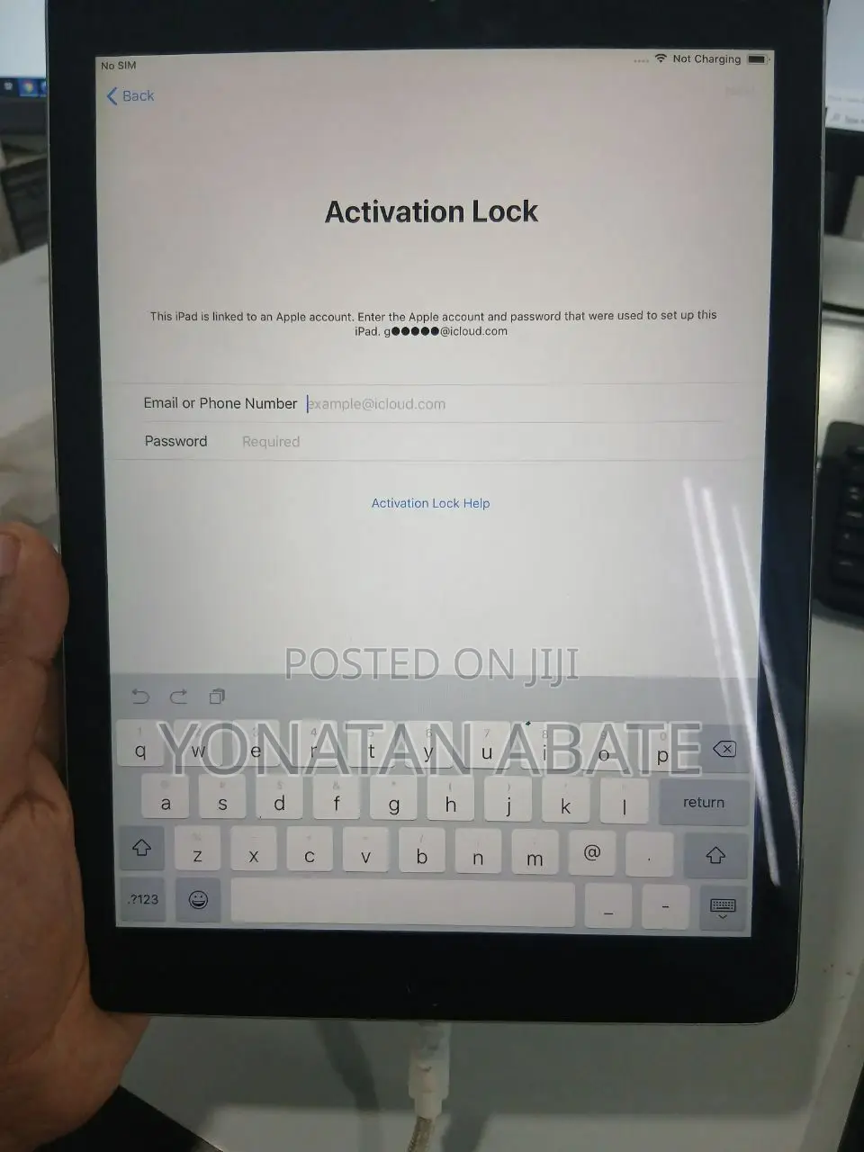 Apple iPad I Cloud Locked