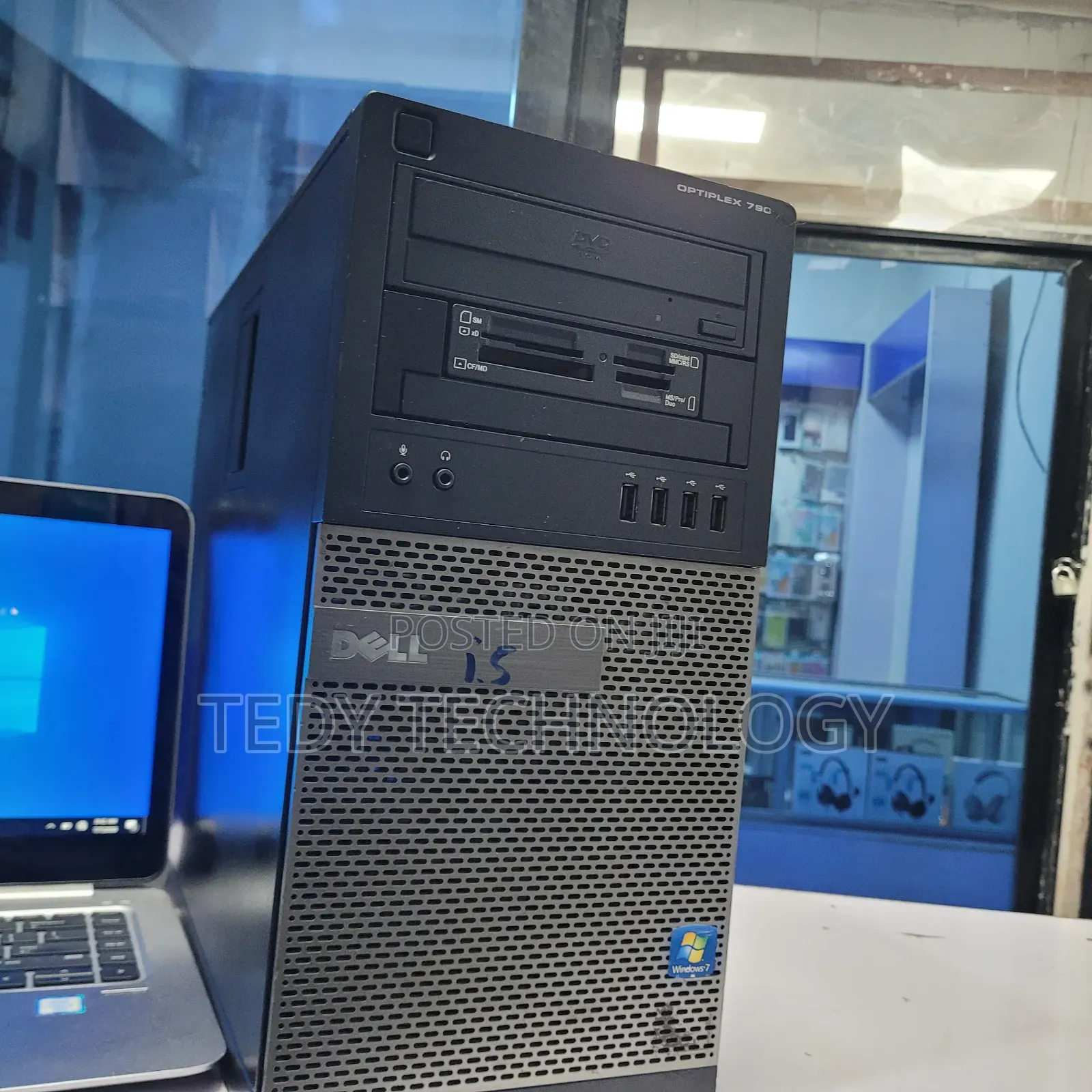 Desktop Computer Dell OptiPlex 790 4GB Intel Core i5 HDD 500GB