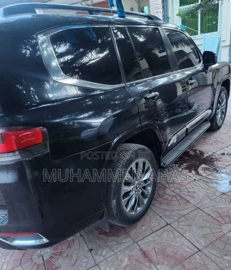 Toyota Land Cruiser 2023 Matt Black