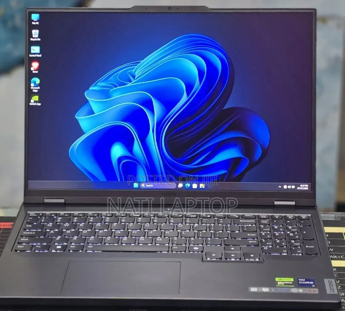 New Laptop Lenovo 16GB Intel Core i9 SSD 1T