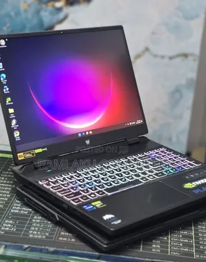 New Laptop Acer Predator Helios Neo 16 16GB Intel Core i7 SSD 512GB