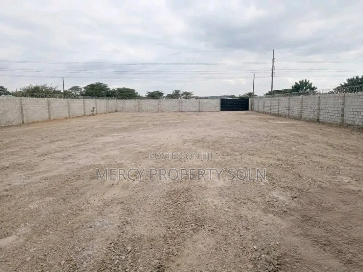 Land for Rent Yerer Jacross Area on Main Asphalt Road