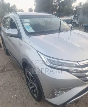 Toyota Rush 2021 Silver