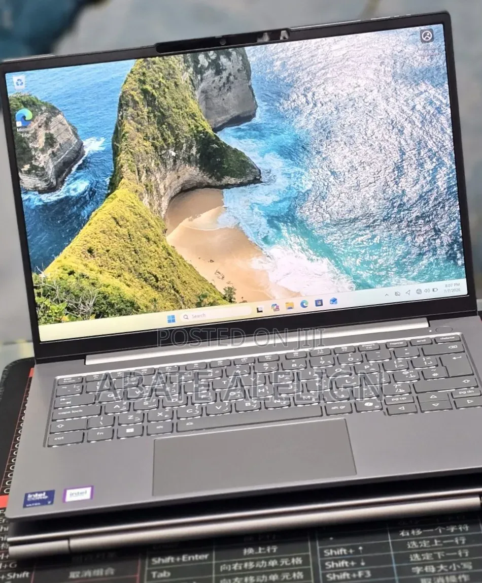 New Laptop Lenovo Thinkbook 14 16GB Intel Core Ultra 7 SSD 512GB