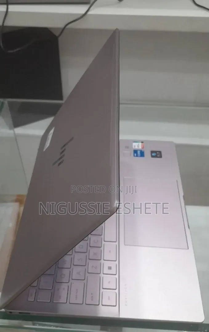 New Laptop HP Pavilion 14 16GB Intel Core i5 SSD 1T