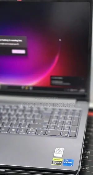 New Laptop Lenovo LOQ 15AHP10 12GB Intel Core i5 SSD 512GB