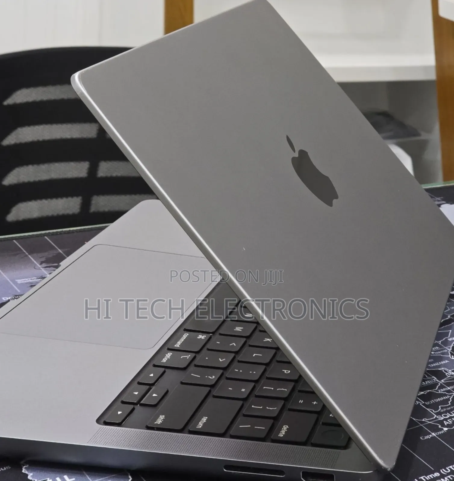 New Laptop Apple MacBook Air 2024 M3 8GB Intel Core M3 SSD 512GB