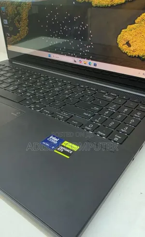New Laptop Asus ROG Strix G15 16GB Intel Core Ultra 9 SSD 512GB
