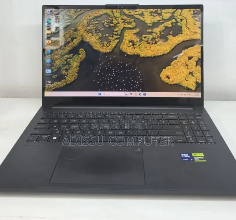 New Laptop Asus ROG Strix G15 16GB Intel Core Ultra 9 SSD 512GB