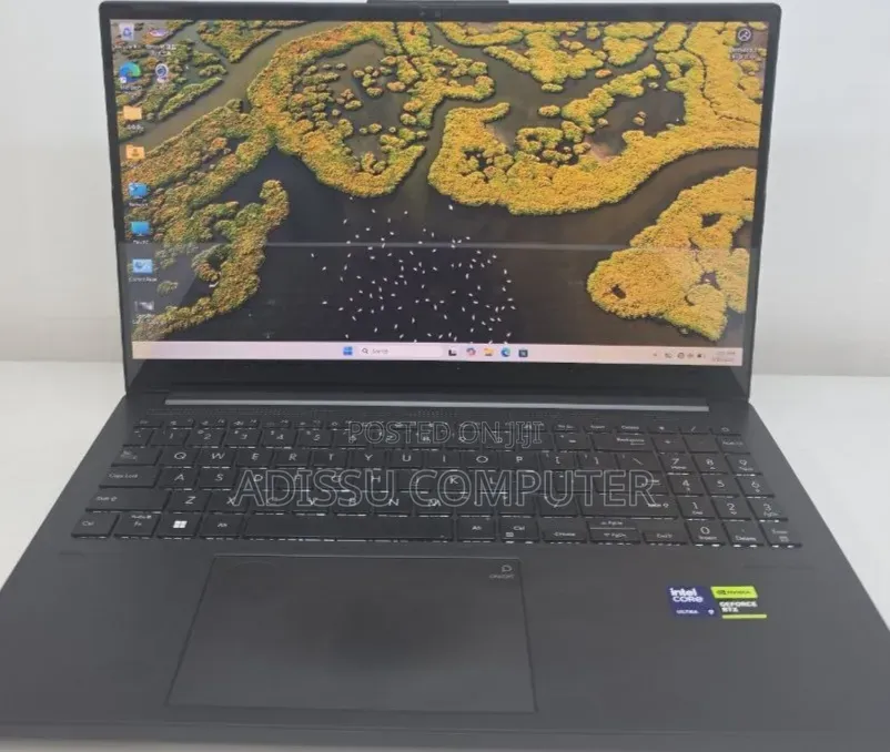 New Laptop Asus ROG Strix G15 16GB Intel Core Ultra 9 SSD 512GB