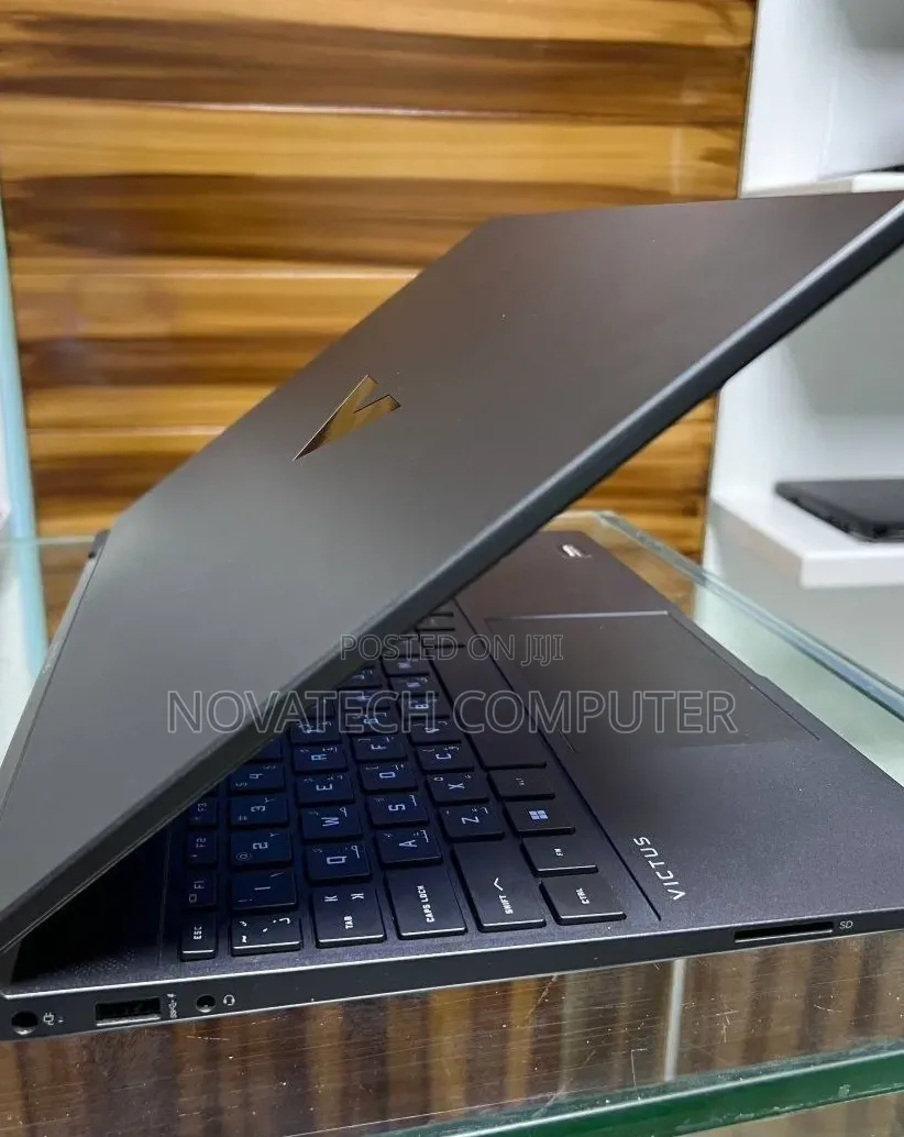 New Laptop HP Victus 16 16GB Intel Core i5 SSD 512GB