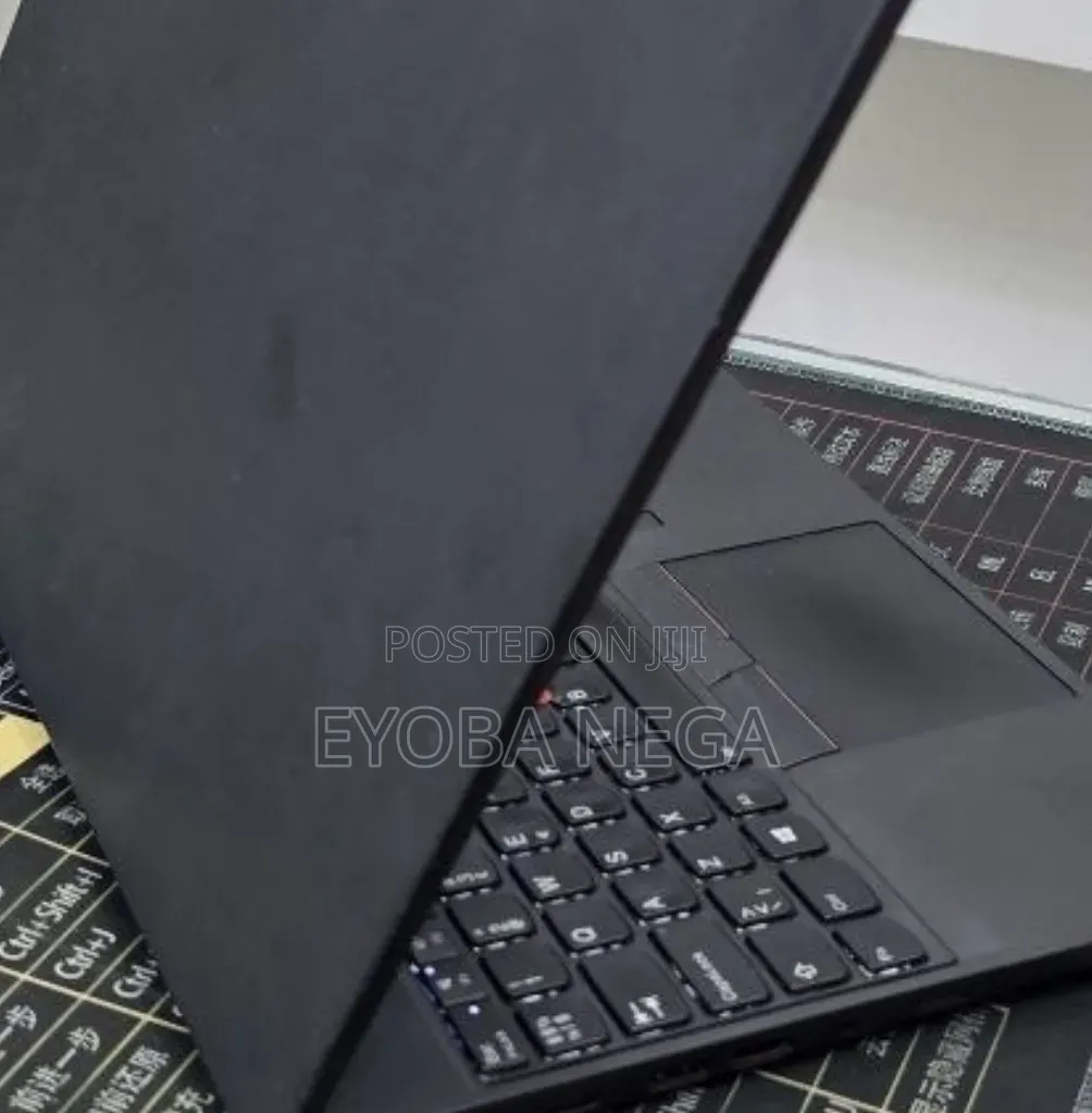 Laptop Lenovo ThinkPad T490s 16GB Intel Core i5 SSD 256GB