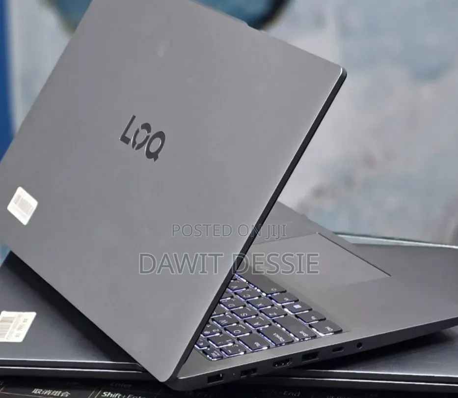 New Laptop Lenovo 12GB Intel Core i5 SSD 512GB