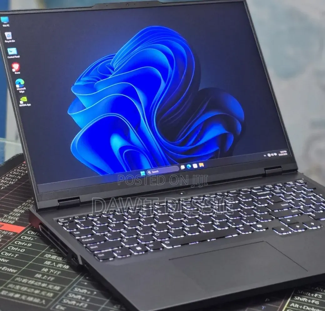 New Laptop Lenovo 16GB Intel Core i9 SSD 1T