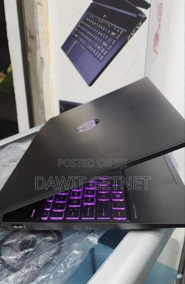 New Laptop HP Pavilion 15 16GB AMD Ryzen 7 SSD 512GB