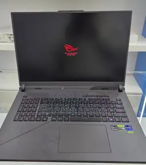 New Laptop Asus ROG Strix G18 16GB Intel Core i9 SSD 1T