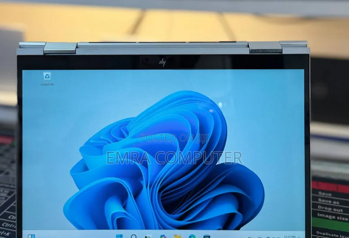 New Laptop HP EliteBook 830 G9 16GB Intel Core i7 SSD 512GB
