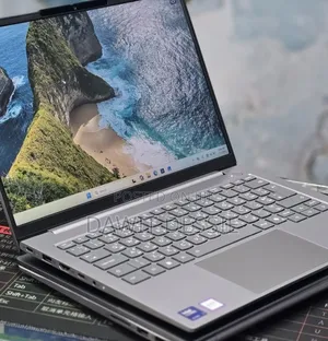 New Laptop Lenovo 16GB Intel Core Ultra 7 SSD 512GB