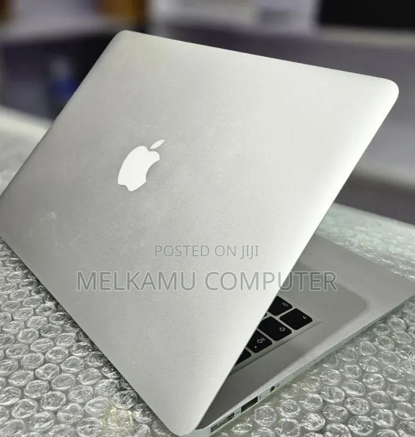 New Laptop Apple MacBook Air 2014 8GB Intel Core i7 SSD 512GB