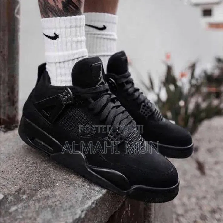 Jordan 4 Black Cat Venom Af1