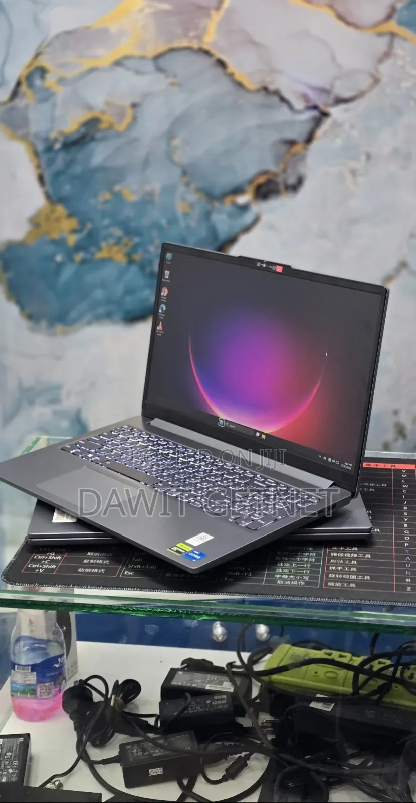 New Laptop Lenovo LOQ 15AHP10 12GB Intel Core i5 SSD 512GB