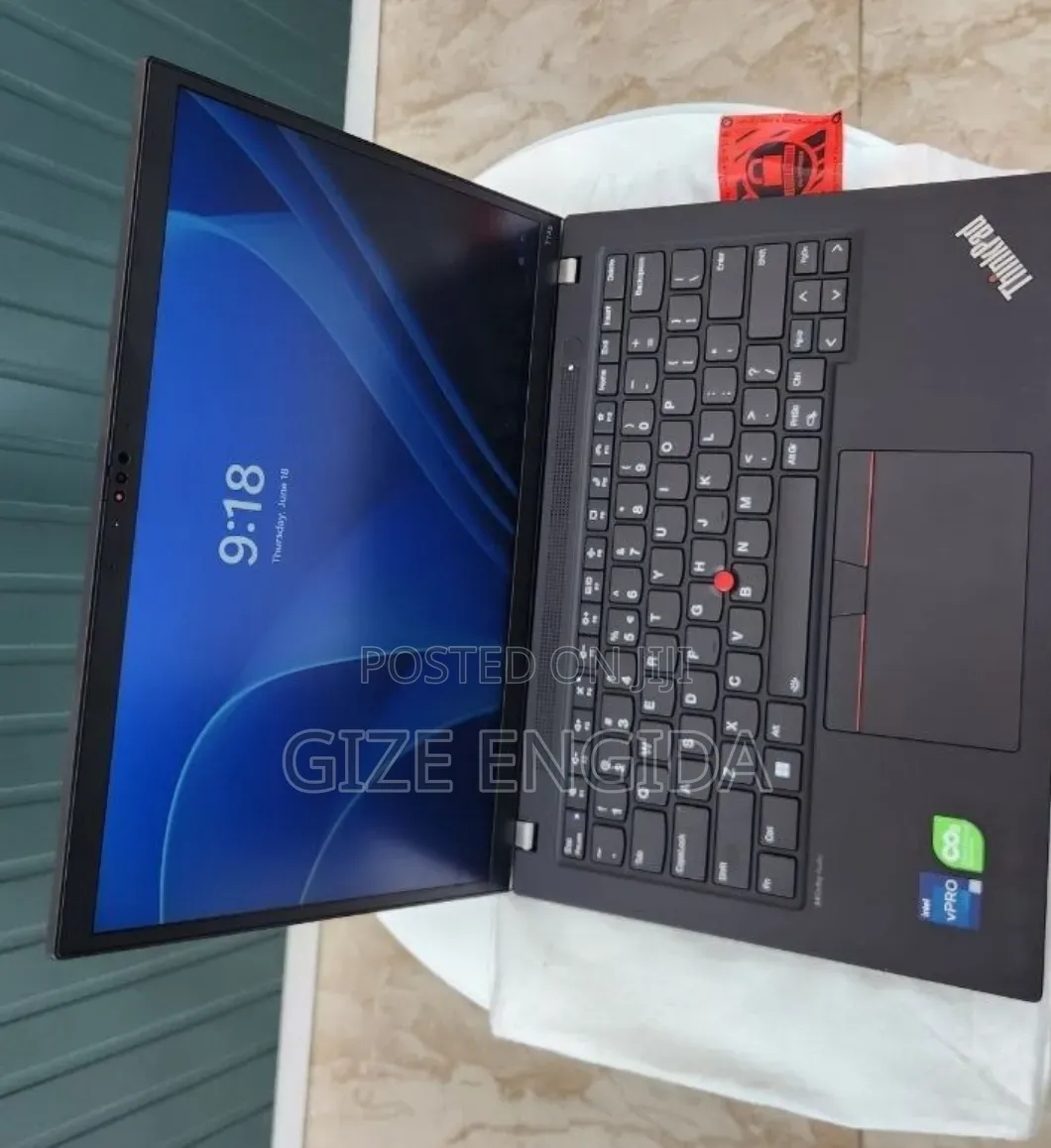 New Laptop Lenovo ThinkPad T14s Gen 2 16GB Intel Core i7 SSD 1T