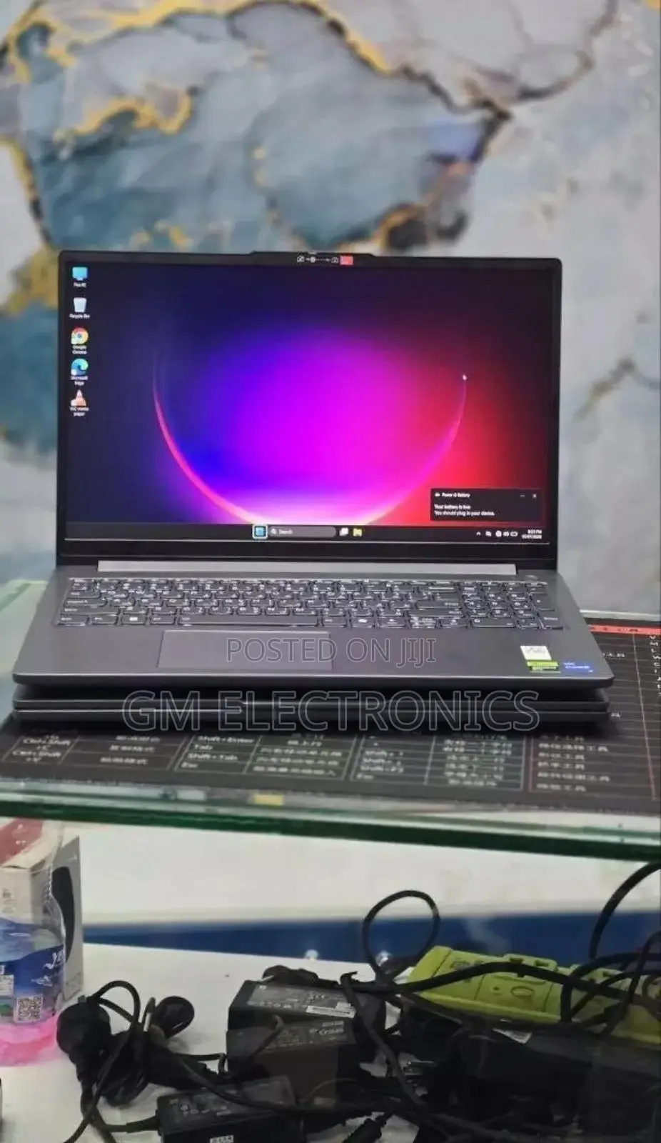 New Laptop Lenovo LOQ 15AHP10 12GB Intel Core i5 SSD 512GB