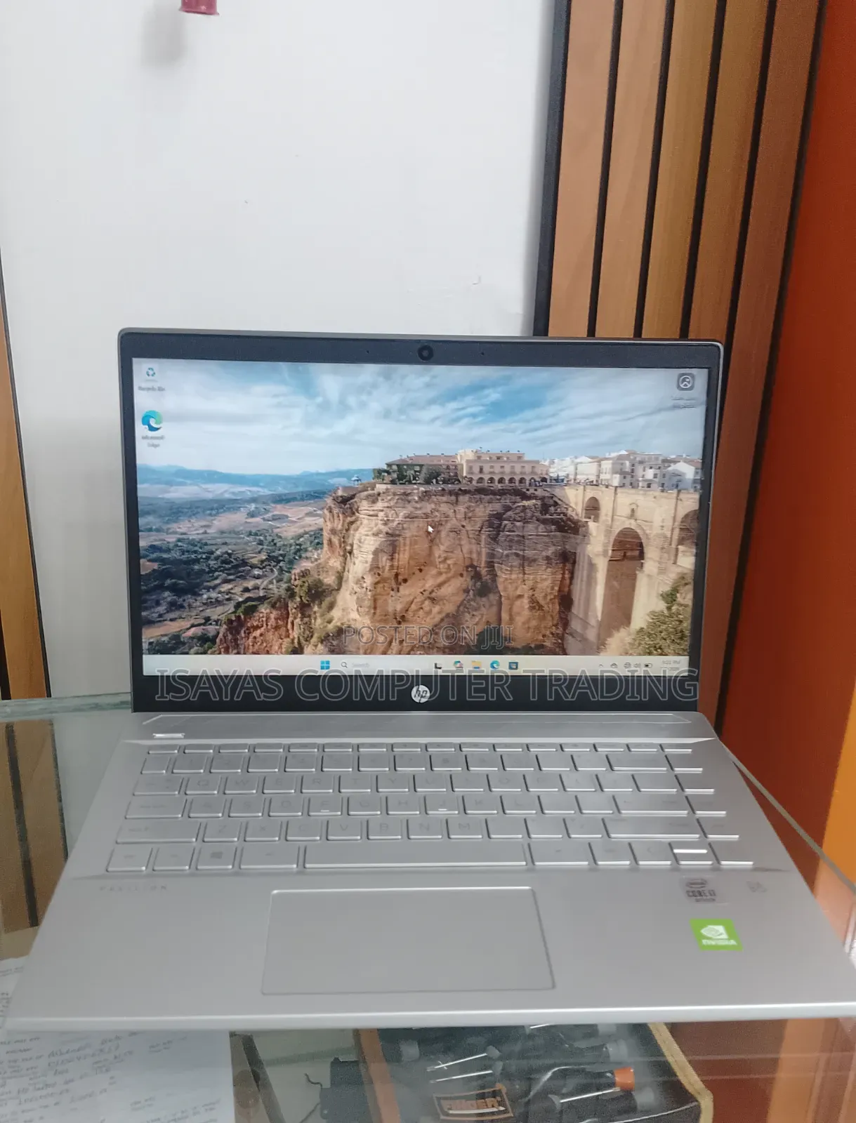 New Laptop HP Pavilion 14 16GB Intel Core i7 SSD 512GB
