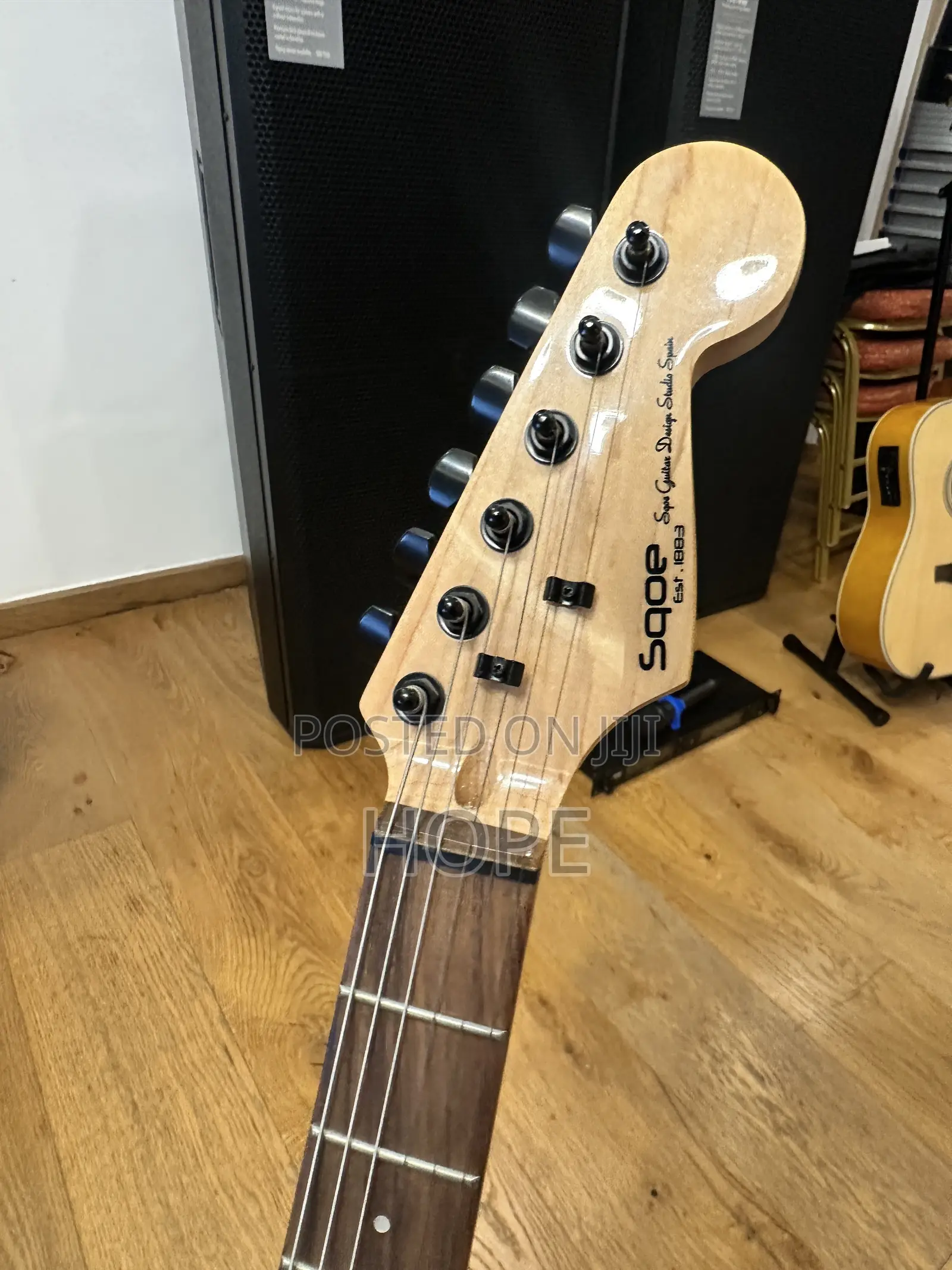 Sqoe St-Style Electric Guitar – 3-Tone Sunburst
