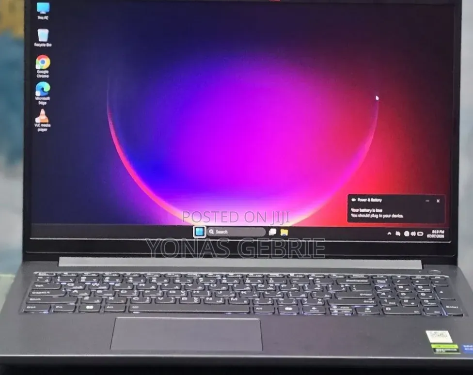 New Laptop Lenovo LOQ 15IRH8 12GB Intel Core i5 SSD 512GB