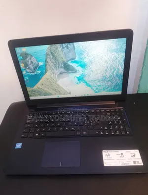 Laptop Asus E502S 4GB Intel HDD 500GB