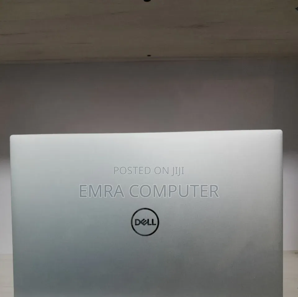 New Laptop Dell 16GB Intel Core i7 SSD 512GB