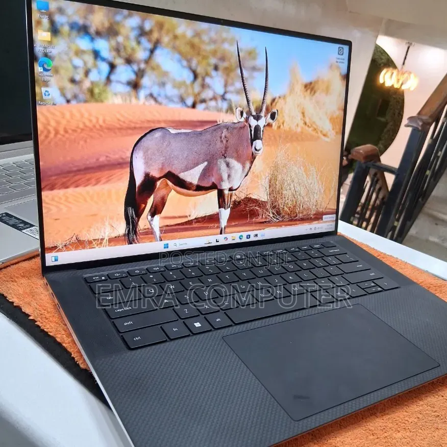 New Laptop Dell 16GB Intel Core i7 SSD 512GB
