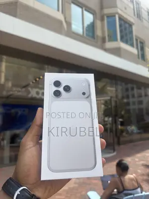 New Apple iPhone 17 Pro Max 256 GB Silver