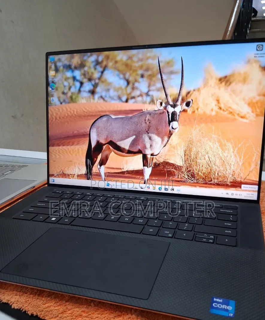 New Laptop Dell 16GB Intel Core i7 SSD 512GB