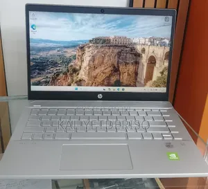New Laptop HP Pavilion 14 16GB Intel Core i7 SSD 512GB