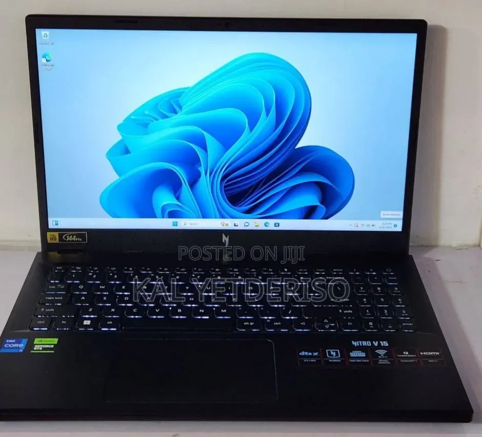 New Laptop Acer Nitro V 15 16GB Intel Core i7 SSD 512GB