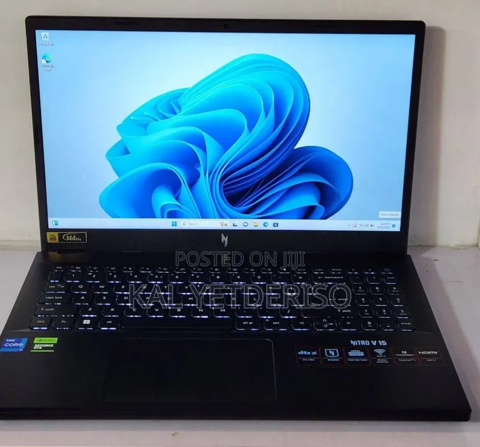 New Laptop Acer Nitro V 15 16GB Intel Core i7 SSD 512GB