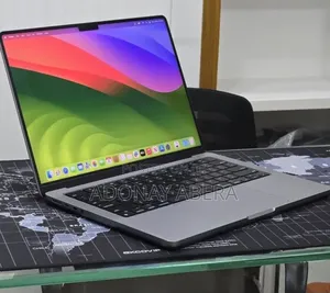 New Laptop Apple MacBook 8GB SSD 512GB