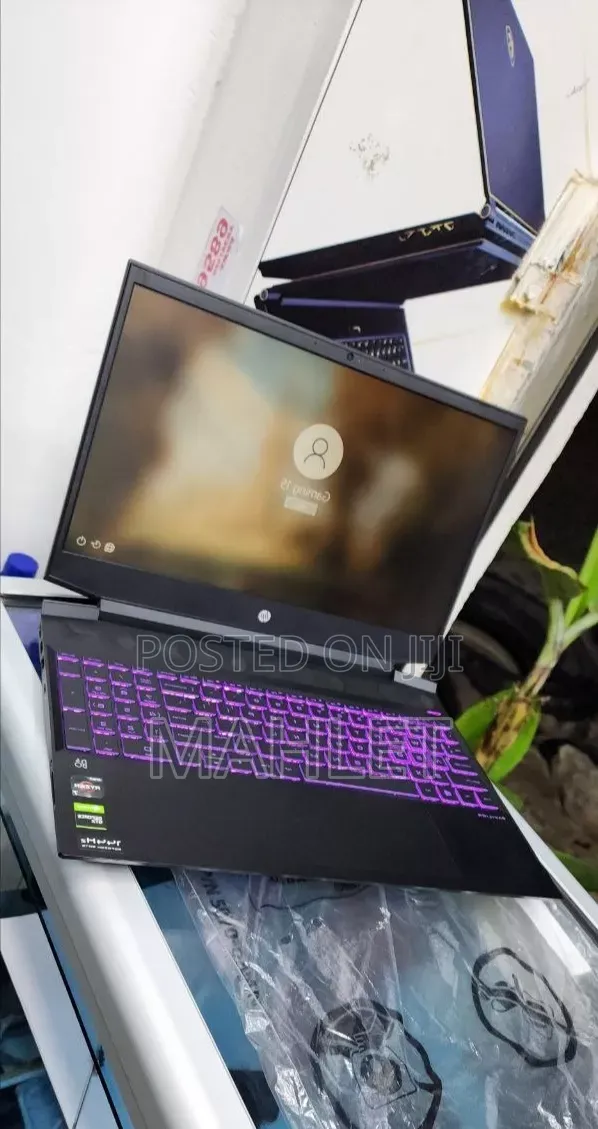 New Laptop HP Pavilion 15 16GB AMD Ryzen 7 SSD 512GB