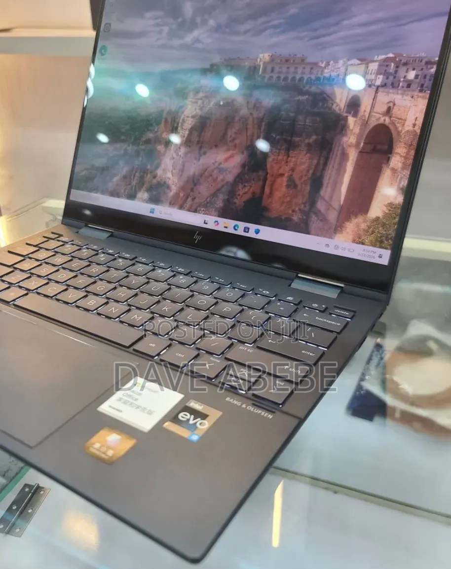 New Laptop HP Envy X360 16GB Intel Core i5 SSD 512GB