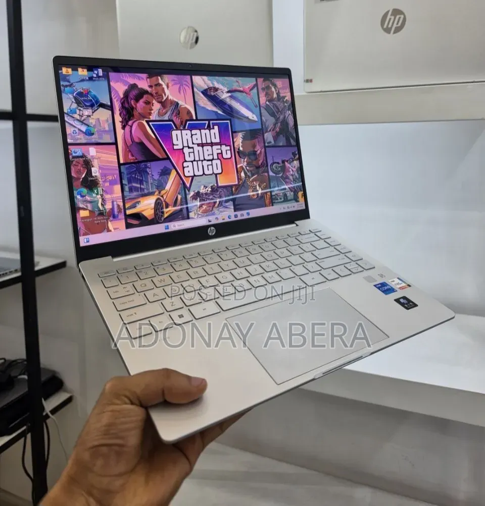 New Laptop HP 16GB Intel Core i5 SSD 512GB