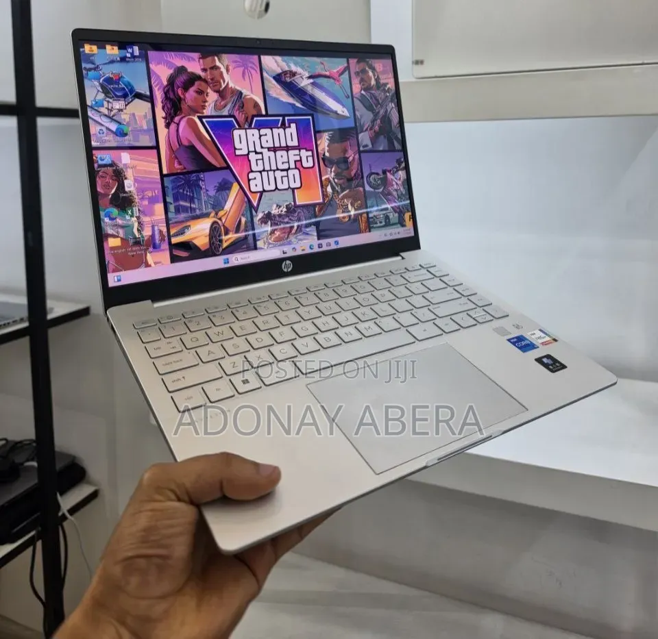 New Laptop HP 16GB Intel Core i5 SSD 512GB